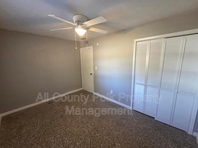 Building Photo - 2807 Hertha Ave