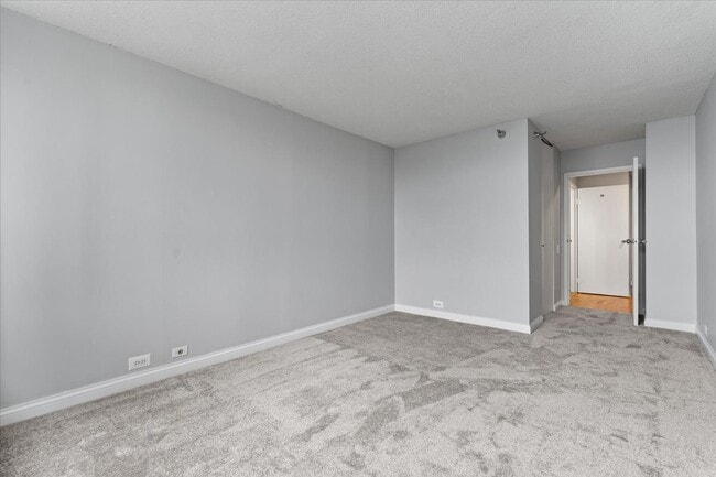 Building Photo - 474 N Lake Shore Dr