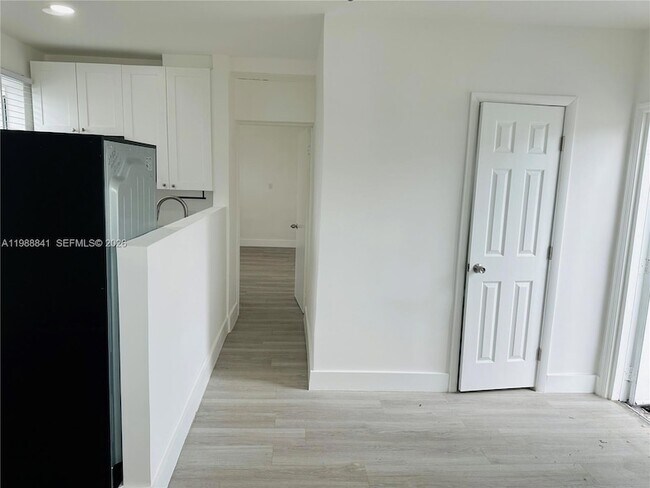 Building Photo - 2765 NW 55th St