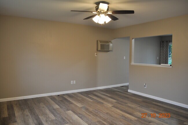 Living Room - 206 Odoherty Rd