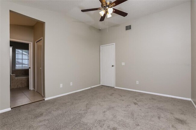 Building Photo - 10729 Satinwood Cir