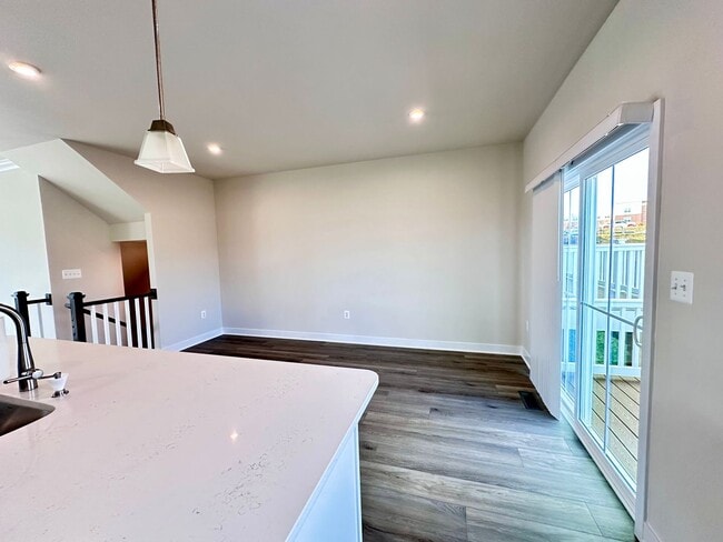 Building Photo - 4023 Purple Flora Bnd