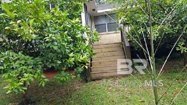 Building Photo - 100 Lynwood Cir