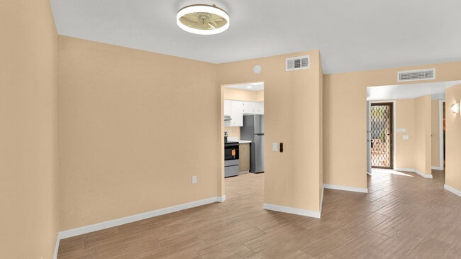 Building Photo - 19445 N Star Ridge Dr