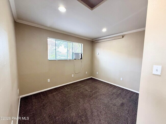 Building Photo - 4558 N Miner Rd
