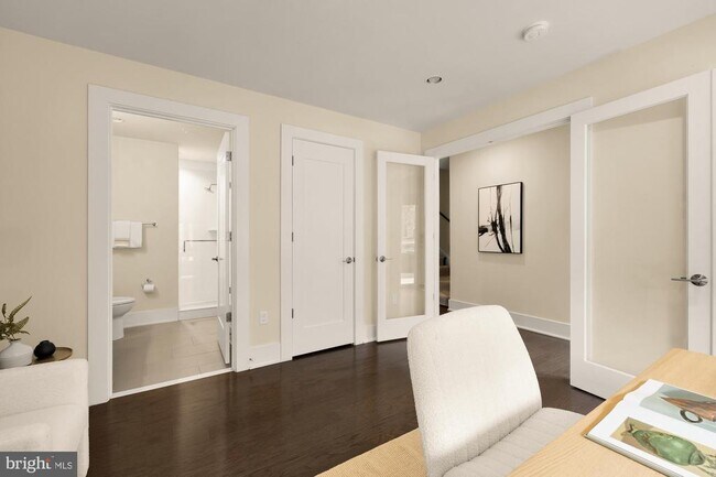 Building Photo - 153 Winsome Cir