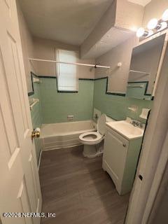 Building Photo - 835 W 30th St