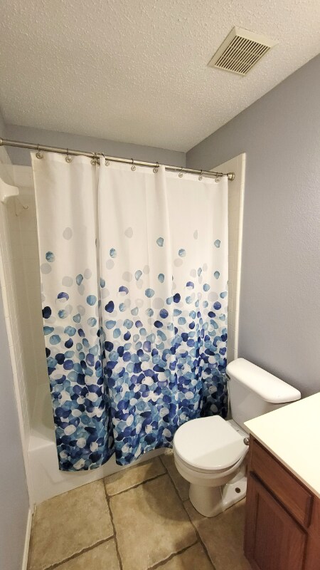 Building Photo - 2820 Golden Meadow Ave