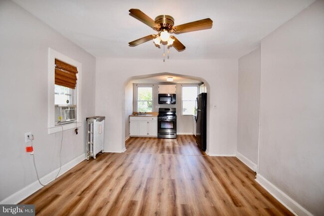 Building Photo - 3850 Quarry Ave