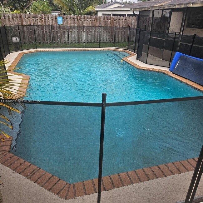 Building Photo - 11461 NW 45th Pl