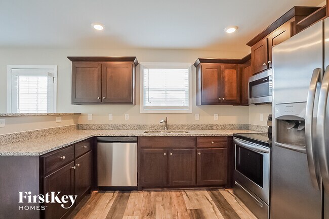 Building Photo - 2024 Hackensack Ln