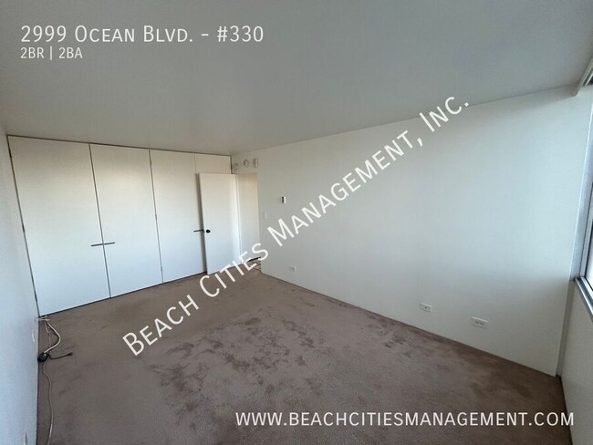 Building Photo - Large, Pet-Friendly Condo with Ocean Views...