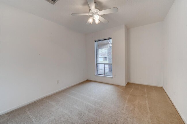 Building Photo - 29311 Loddington St