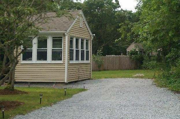 Building Photo - 25 Centerville Ave