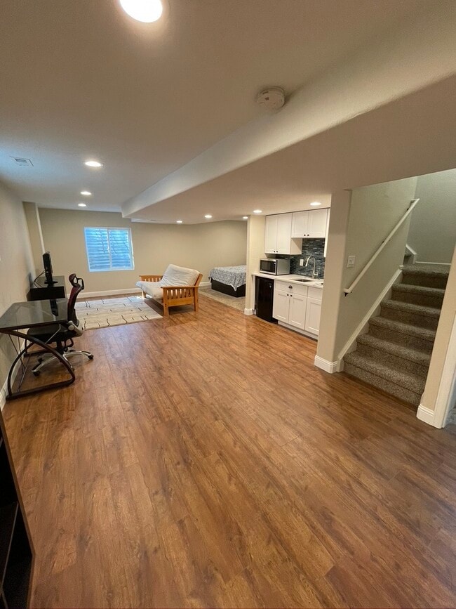 Building Photo - 9971 Blackbird Cir