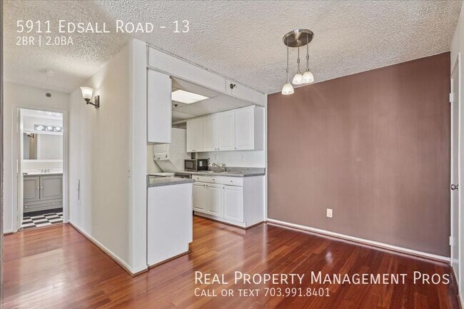 Building Photo - 5911 Edsall Rd