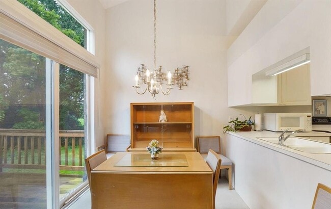 Building Photo - 24267 Weathervane Ct