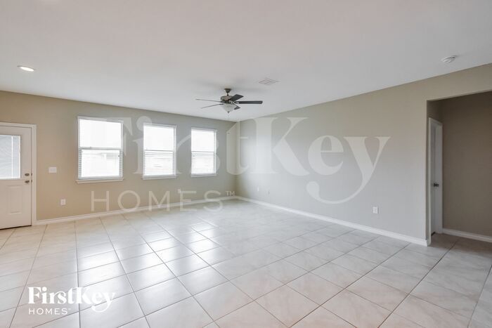 Building Photo - 10339 Rosalina Lp