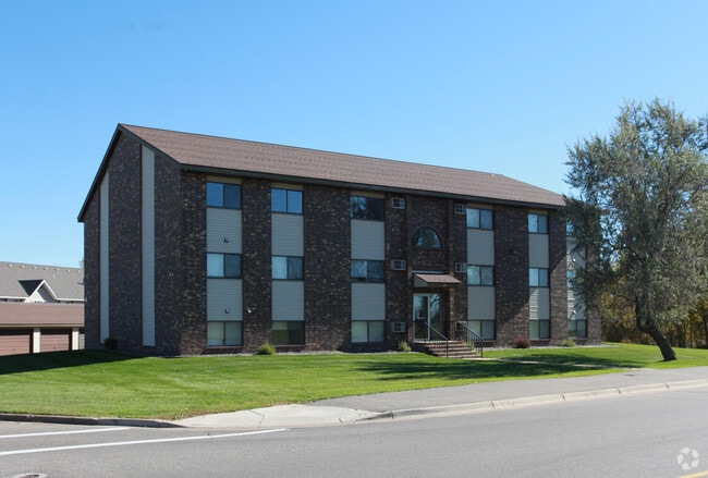 Primary Photo - Falconshire Apartments