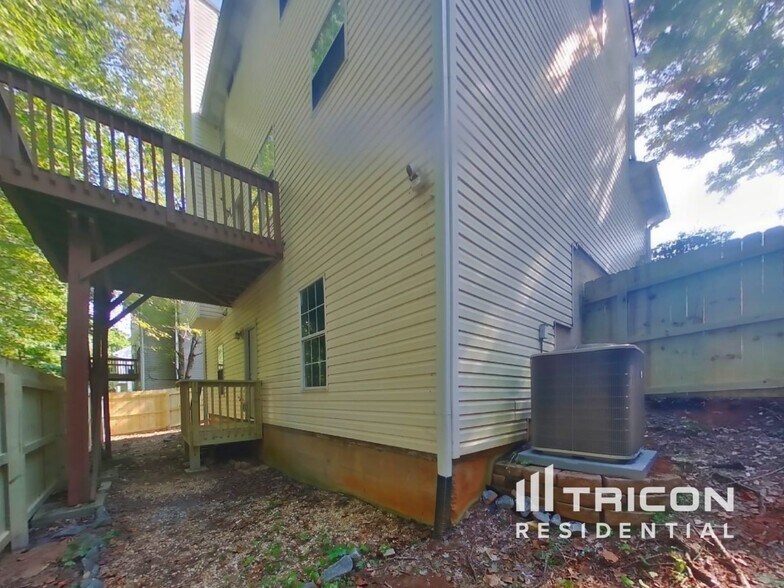 Building Photo - 2178 Serenity Dr NW
