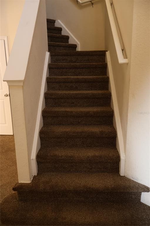 Building Photo - 4013 SW 51st Ct