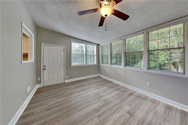 Building Photo - 3408 Spinnaker Way