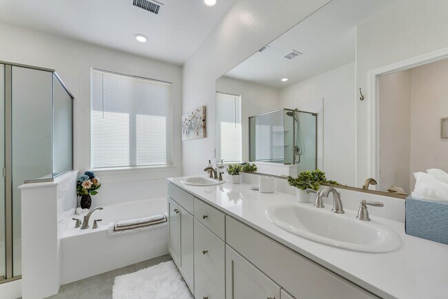 Building Photo - 6934 Wild River Way