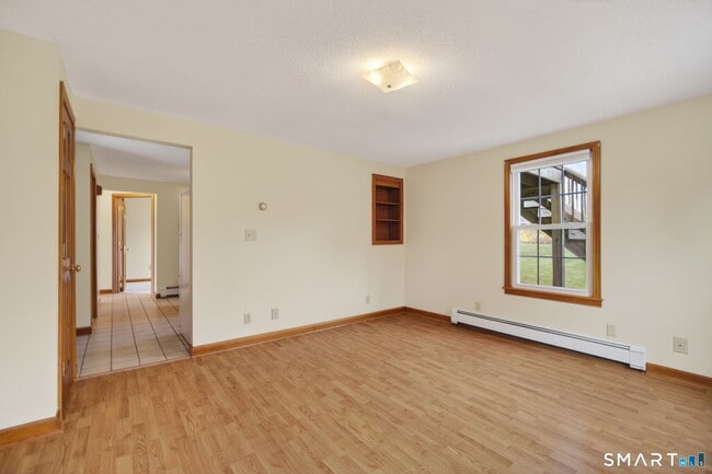 Building Photo - 329 Howd Rd