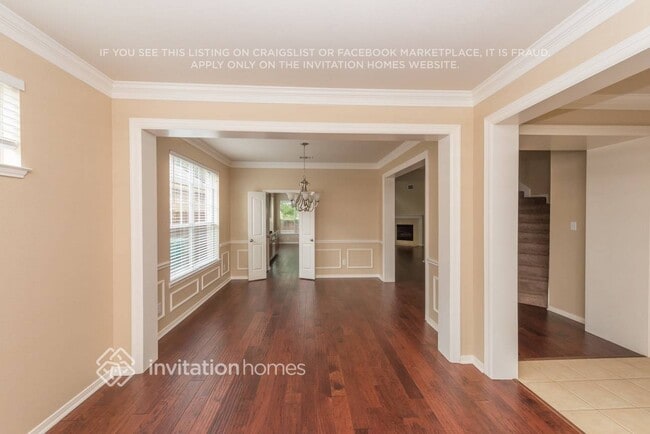 Building Photo - 9200 Farmer Dr