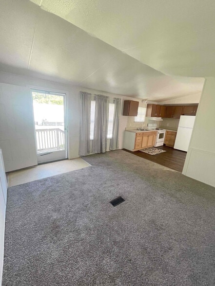 Building Photo - 302 SC-302