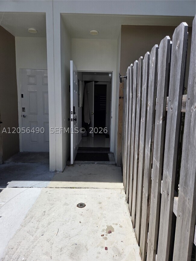 Building Photo - 13932 SW 259th Way
