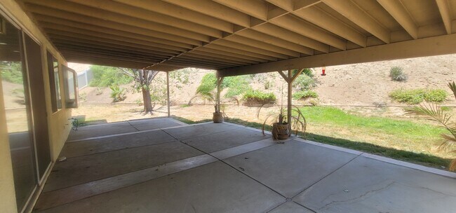 Building Photo - 7425 Bear Creek Ct