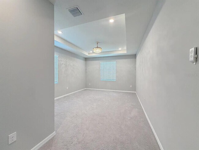 Building Photo - 535 SE 66th Terrace