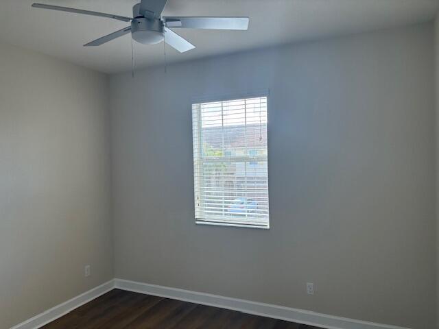 Building Photo - 9491 SW Merlin Ct