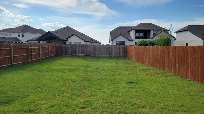 Building Photo - 217 Redonda Dr