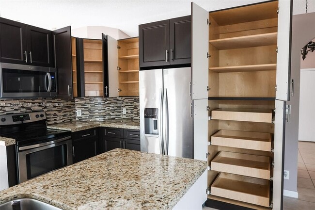 Building Photo - 8011 SW 158th Ave