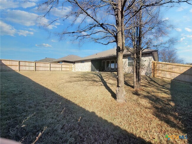 Building Photo - 2803 Torino Reale Ave
