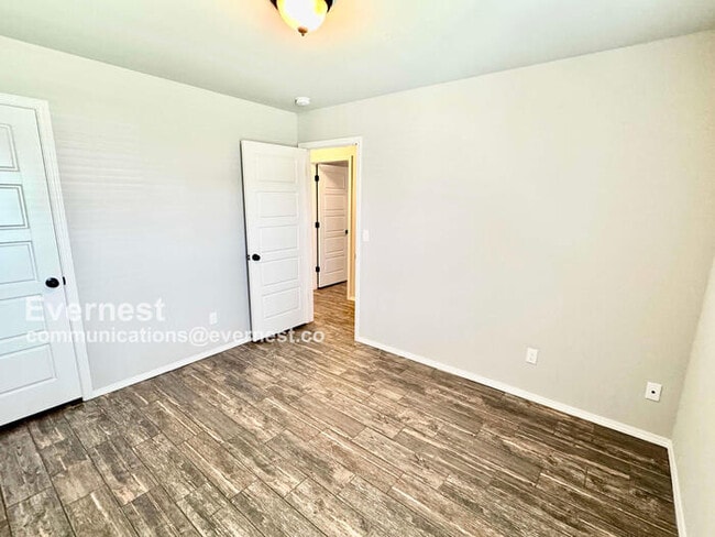 Building Photo - 3436 E Sandusky St