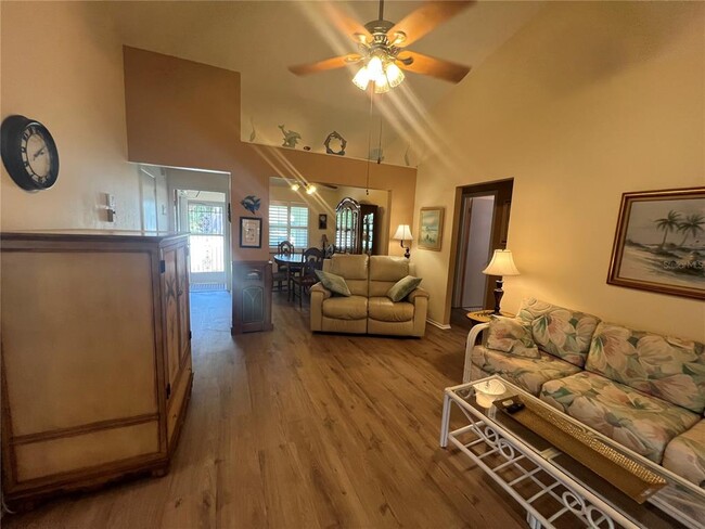 Building Photo - 1340 W Corktree Cir