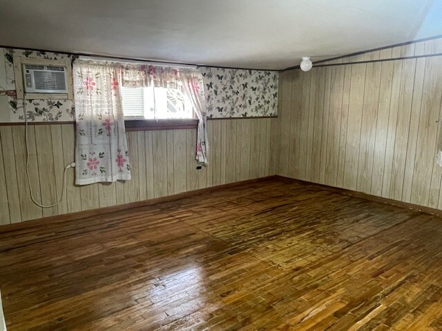 Building Photo - 1001 S Boundary St