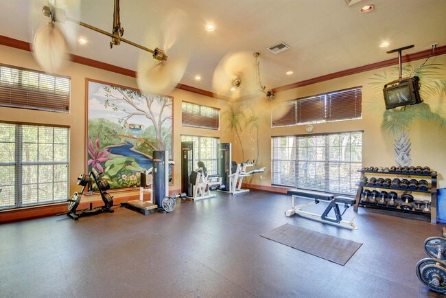 Building Photo - 1100 Scotia Dr