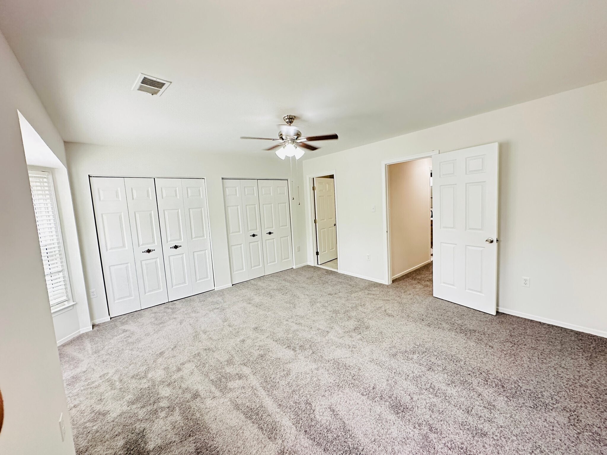 Building Photo - 12143 Presidio Way
