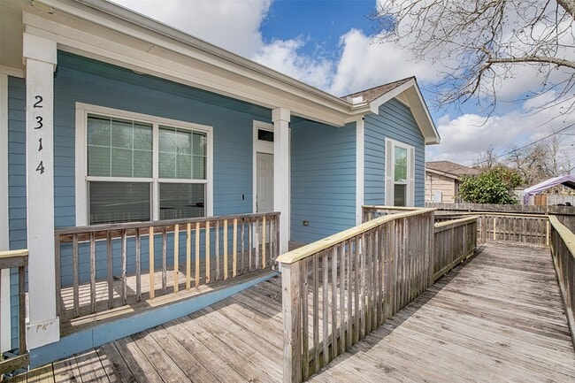 Building Photo - 2314 Avenue G