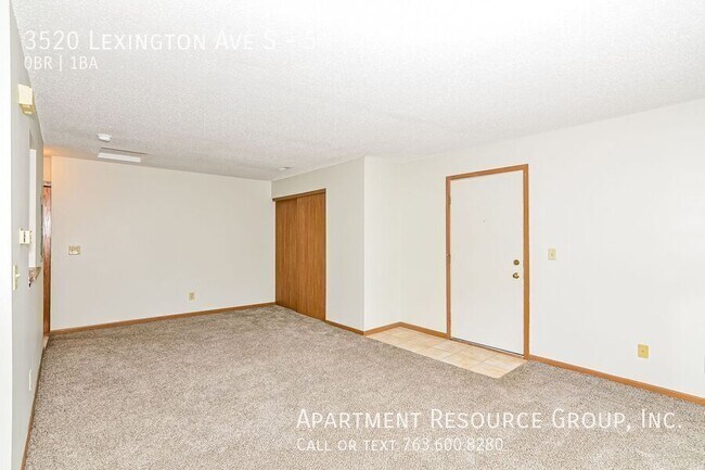 Building Photo - 3520 Lexington Ave S