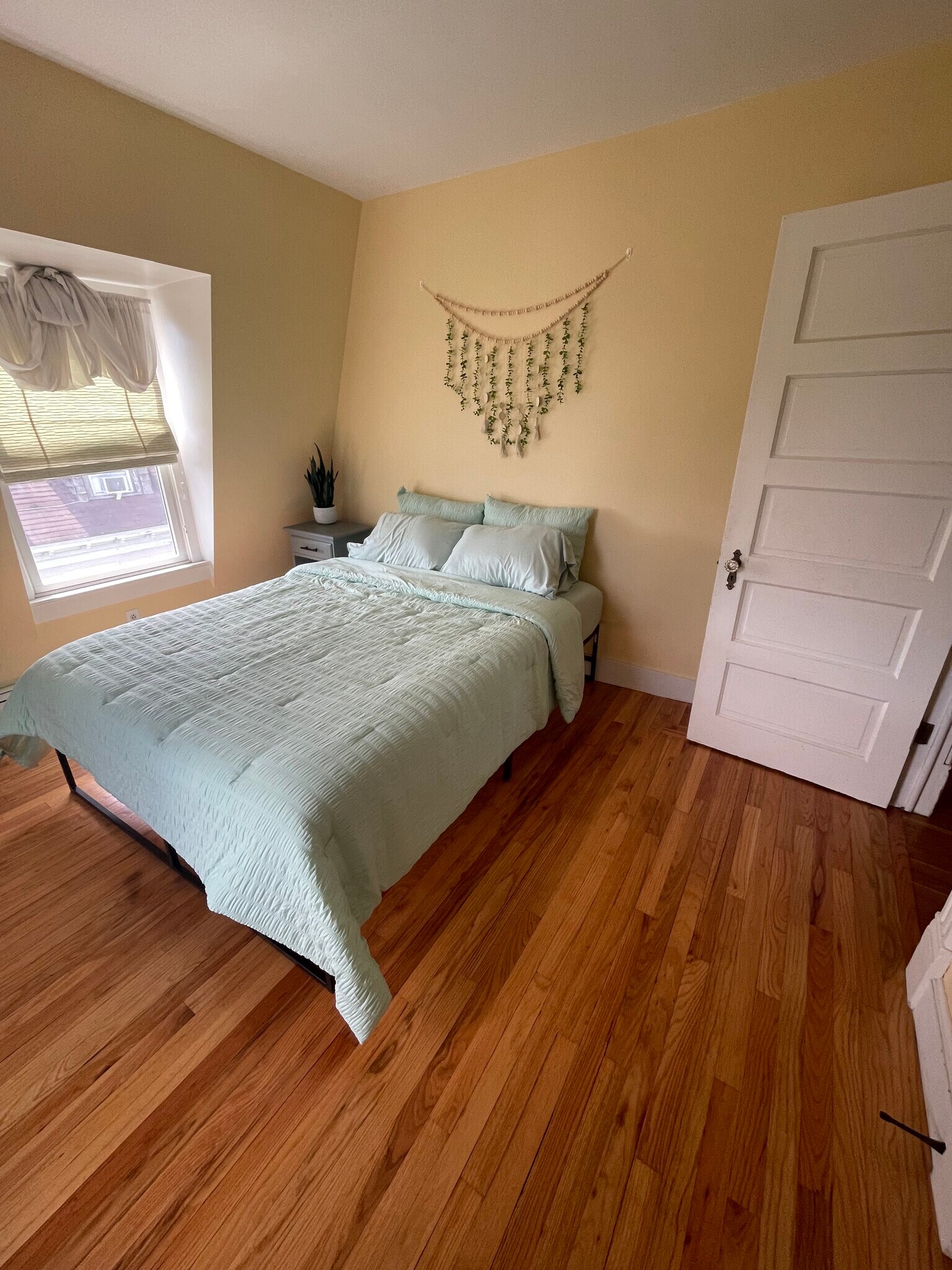 Bedroom 3 - 54 Allen St