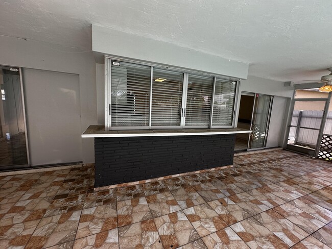 Building Photo - 7725 Grandview Blvd