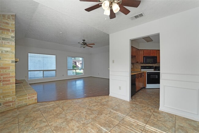 Building Photo - 21738 Dovington Ct