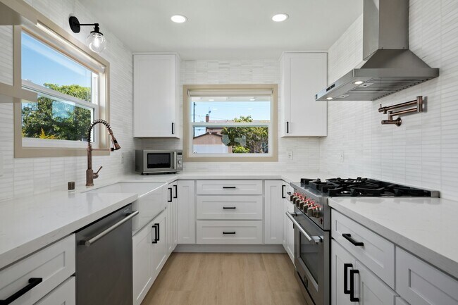 Building Photo - 4812 Laurette St