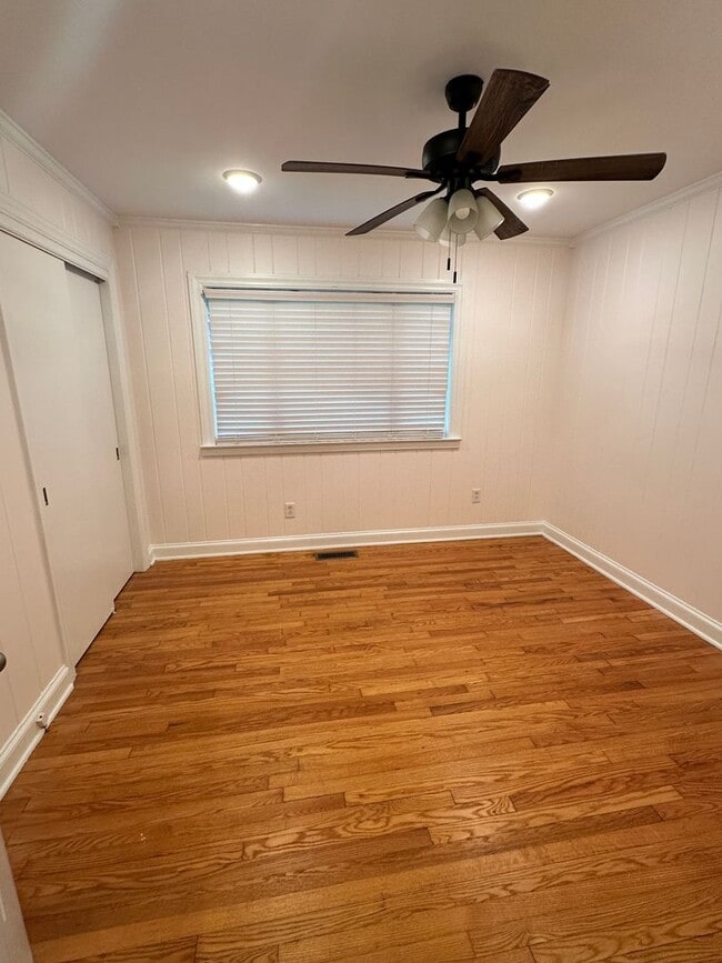 Building Photo - Desirable 3 Bedroom Home UNCW/Cape Fear St...