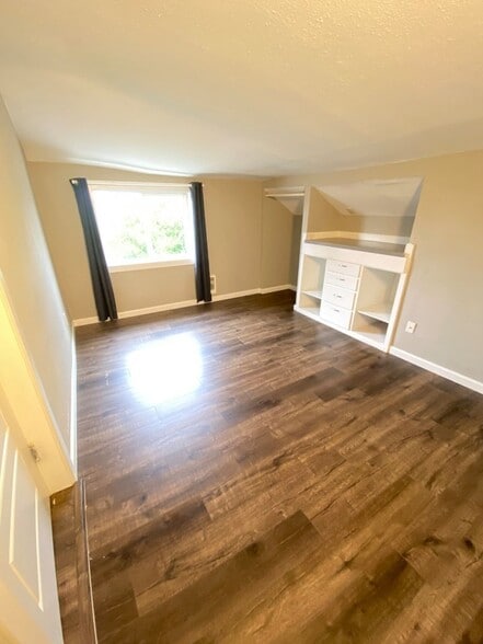 Building Photo - 1524 S 8TH ST